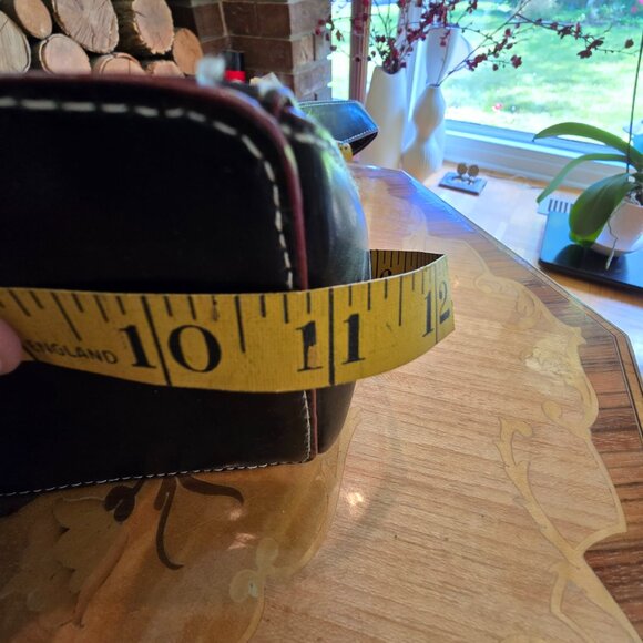 KGB Studio - Classic Black Shoulder Bag / Purse with Maroon Trim & White Stitch - Picture 13 of 14